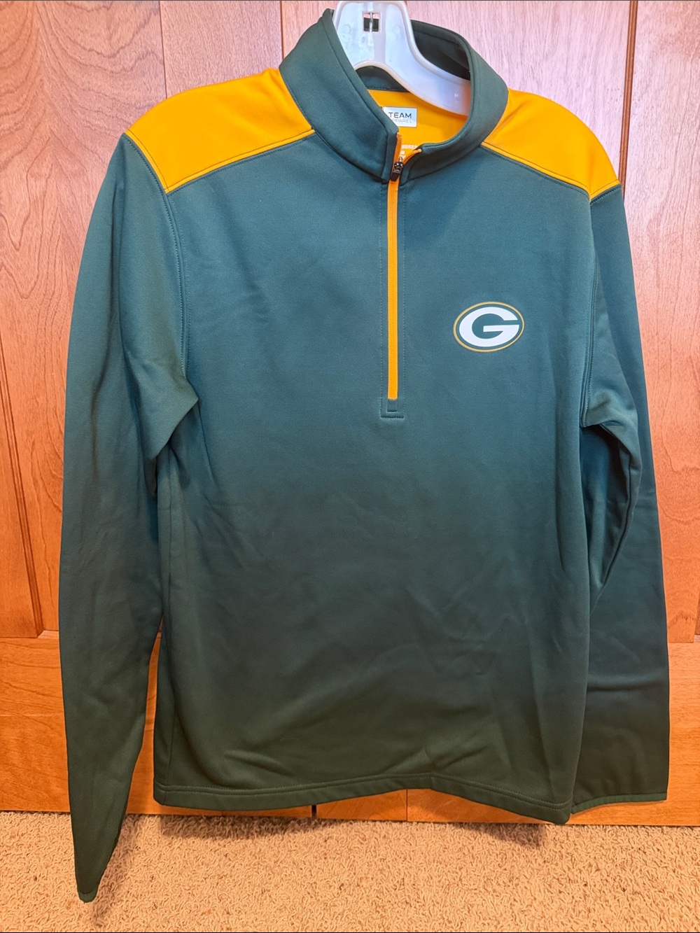 NFL Green Bay Packers Green and Gold Quarter-Zip Pullover with Team Logo sz S